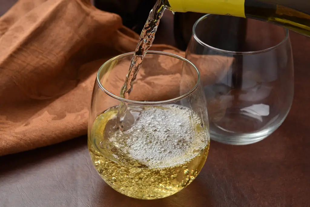 Moscato white wine.