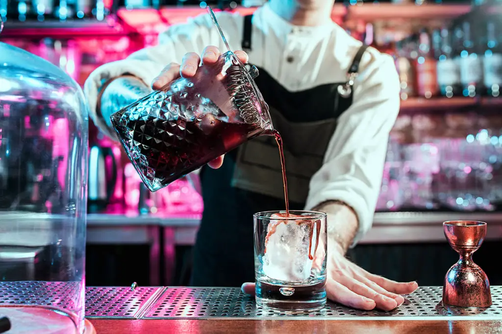 How Old Do You Have To Be To Work at a Bar in The US? (The Truth