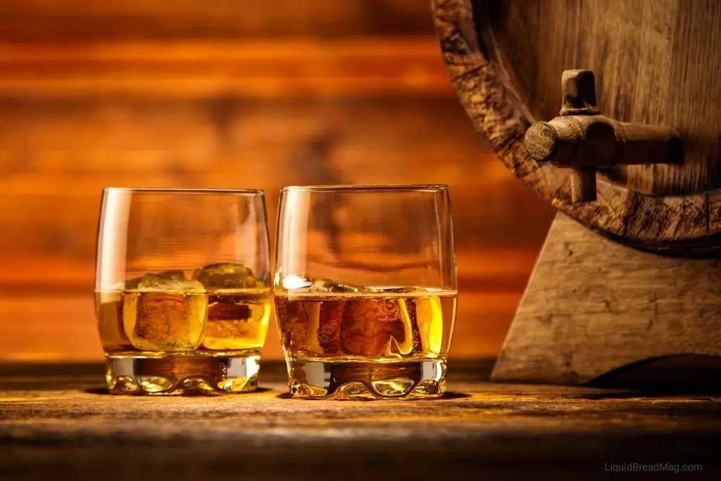 Making Bourbon Whiskey at Home (StepbyStep Guide) Liquid Bread Mag