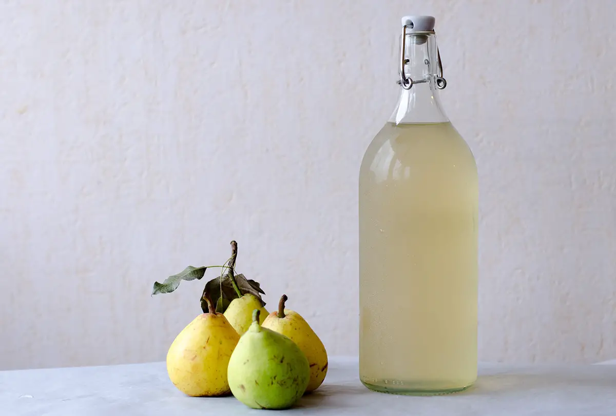 Making Homemade Pear Wine (The Easy Way!) – Liquid Bread Mag