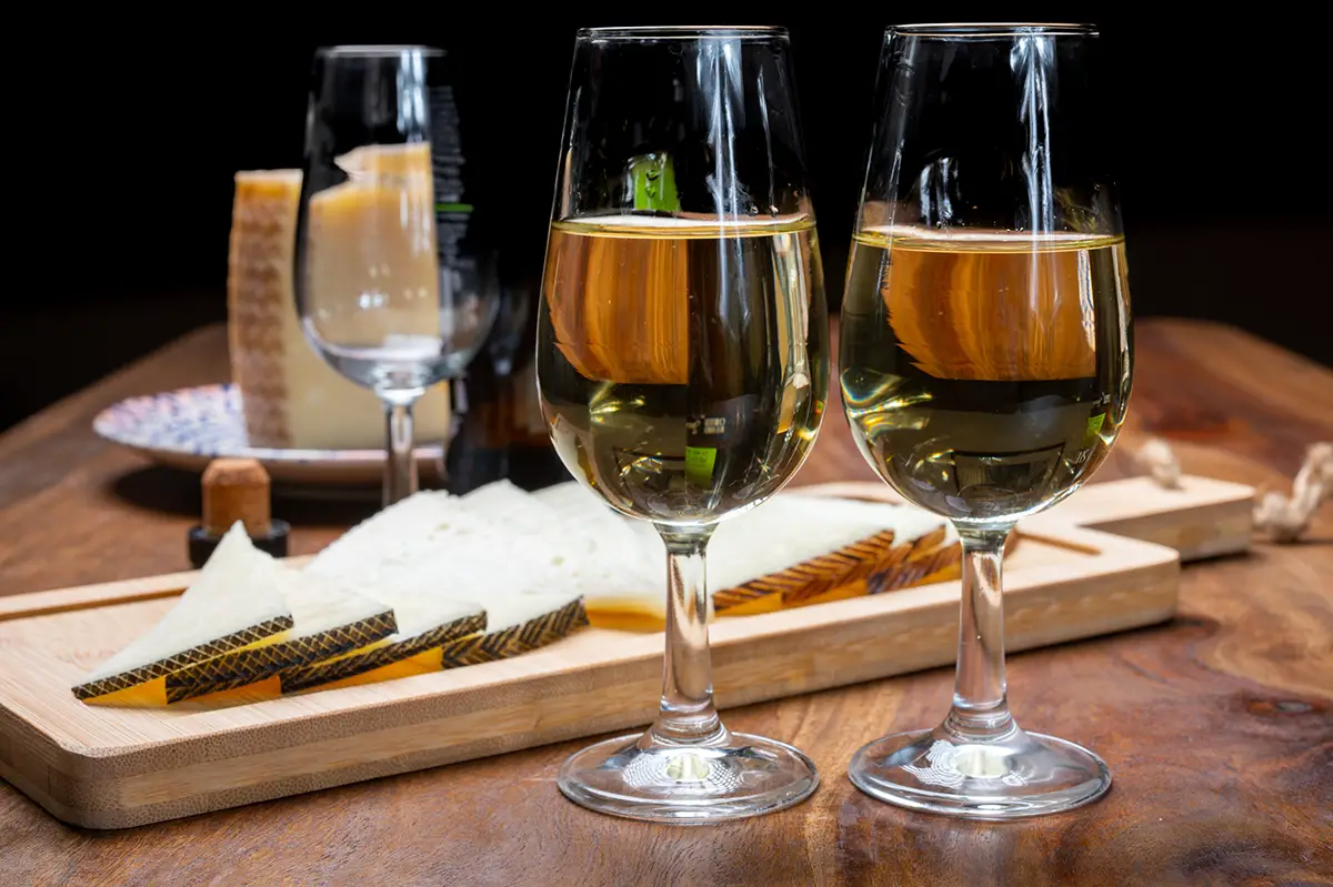 How To Store Sherry the RIGHT Way (Easy Guide) Liquid Bread Mag